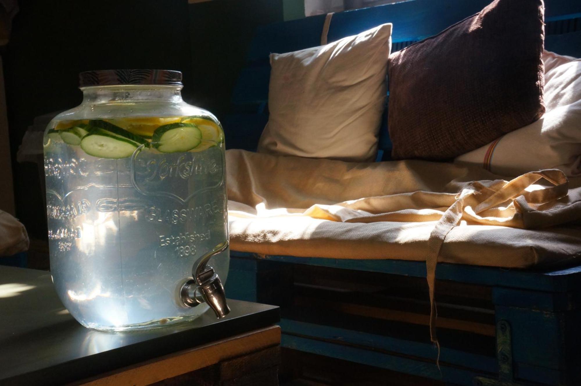 Harmony Backpackers Hostel Batumi Esterno foto